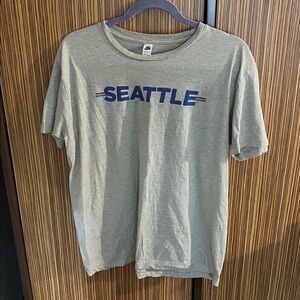 Smart Blanks Seattle, Washington T-Shirt-EUC
